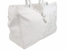 Load image into Gallery viewer, 定価112万 CHROME HEARTS クロムハーツ トートバッグ ゼロピラミッドスタッズレザートートバッグ シルバー925 美品 中古 41541