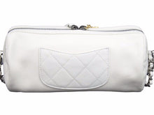 Load image into Gallery viewer, 新品同様 CHANEL シャネル チェーンショルダーバッグ カーフスキン 29番台 ホワイト ゴールド シルバー金具 中古 41544
