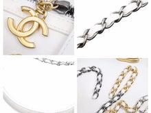 Load image into Gallery viewer, 新品同様 CHANEL シャネル チェーンショルダーバッグ カーフスキン 29番台 ホワイト ゴールド シルバー金具 中古 41544