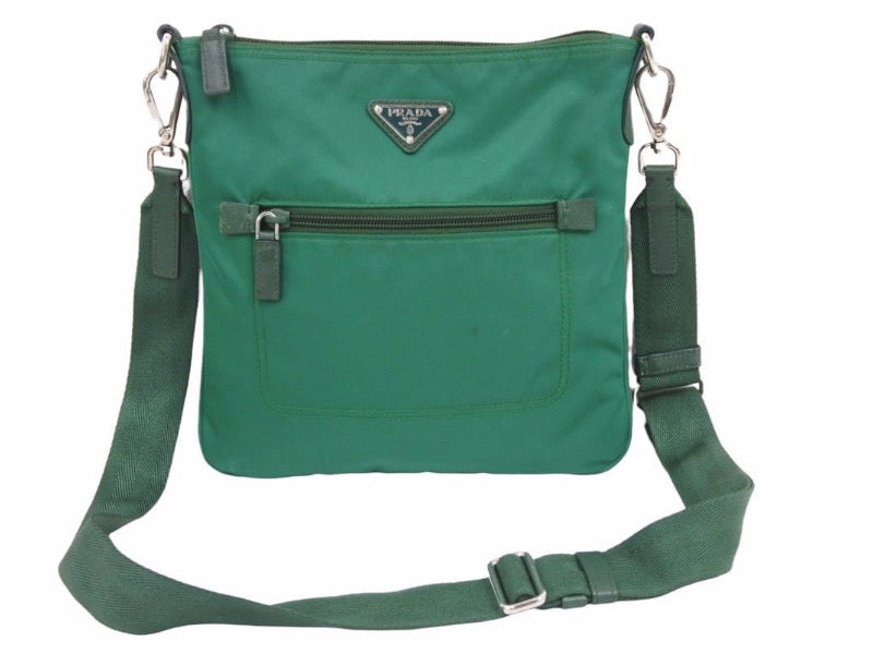 PRADA プラダショルダーバッグ BT0716 グリーン 斜め掛け ナイロン シルバー金具 良品 中古 41631 