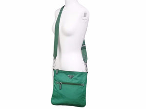 PRADA プラダショルダーバッグ BT0716 グリーン 斜め掛け ナイロン シルバー金具 良品 中古 41631 