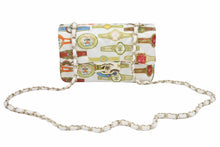 Load image into Gallery viewer, 極美品 CHANEL シャネル マトラッセ チェーンショルダーバッグ 23番台 サテン ホワイト マルチカラー ゴールド金具 中古 41922