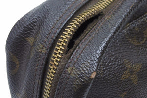 LOUIS VUITTON ルイ・ヴィトン クラッチバッグ モノグラム ブラウン カバン 鞄 ロゴ 中古 41989