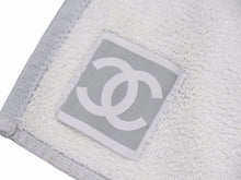 Load image into Gallery viewer, CHANEL シャネル スポーツライン ビーチマット ビーチタオル ココマーク ホワイト グレー 良品 中古 42004