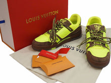 Load image into Gallery viewer, 極美品 LOUIS VUITTON ルイ・ヴィトン 21FW LVトレイナー ライン スニーカー イエロー ブラウン 靴 ロゴ 1A8Z6E サイズ9 中古 42135