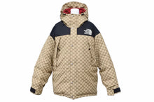 画像をギャラリービューアに読み込む, 希少 GUCCI グッチ THE NORTH FACE ノースフェイス ダウンジャケット サイズ S 670769 GG柄 ベージュ 赤 レッド 極美品 中古 42139