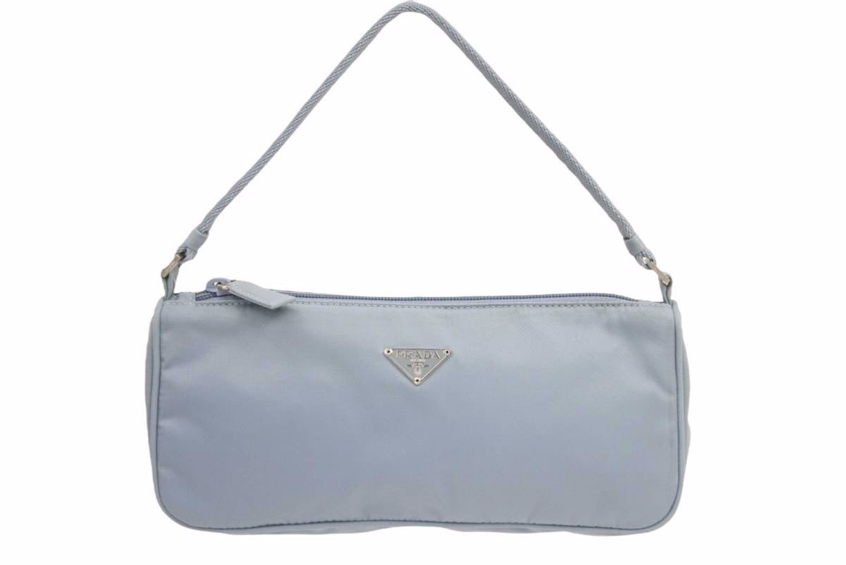 PRADA ライトブルー キャンバスポーチ 未使用品 PRADA ライトブルー キャンバスポーチ 未使用品