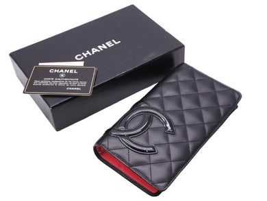 未使用 シャネル カンボンライン ココマーク 二つ折り長財布 ブラック エナメル カーフスキン A26717 42351 中古