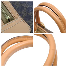 Load image into Gallery viewer, CELINE セリーヌ マカダム柄 2way ハンドバッグ ショルダーバッグ M11 ロゴ ゴールド金具 カバン 鞄 ブラウン 美品 中古 42514