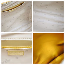Load image into Gallery viewer, courreges クレージュ かごバッグ ショルダーバッグ ゴールド金具 ロゴ 鞄 カバン 斜め掛け 中古 42572