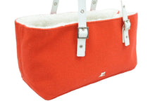 Load image into Gallery viewer, courreges クレージュ ハンドバッグ レッド ホワイト ロゴ カバン 鞄 シルバー金具 レザー 中古 42582