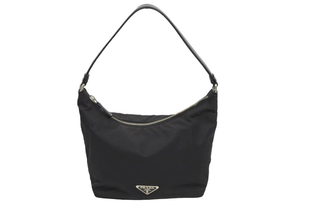 PRADA プラダ ワンショルダーバッグ ブラック 肩掛け 三角ロゴプレート ナイロン レザー シルバー金具 中古 42710