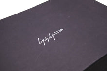 Load image into Gallery viewer, Yohji Yamamoto ヨウジヤマモト ローカット キャンバス スニーカー ブラック シューズ 靴 サイズ5 美品 中古 42800