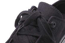 Load image into Gallery viewer, Yohji Yamamoto ヨウジヤマモト ローカット キャンバス スニーカー ブラック シューズ 靴 サイズ5 美品 中古 42800