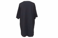 Load image into Gallery viewer, BALENCIAGA バレンシアガ トップス Tシャツ ワンポイント 黒 ブラック ロゴ 半袖Tシャツ 中古 42815