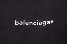 Load image into Gallery viewer, BALENCIAGA バレンシアガ トップス Tシャツ ワンポイント 黒 ブラック ロゴ 半袖Tシャツ 中古 42815