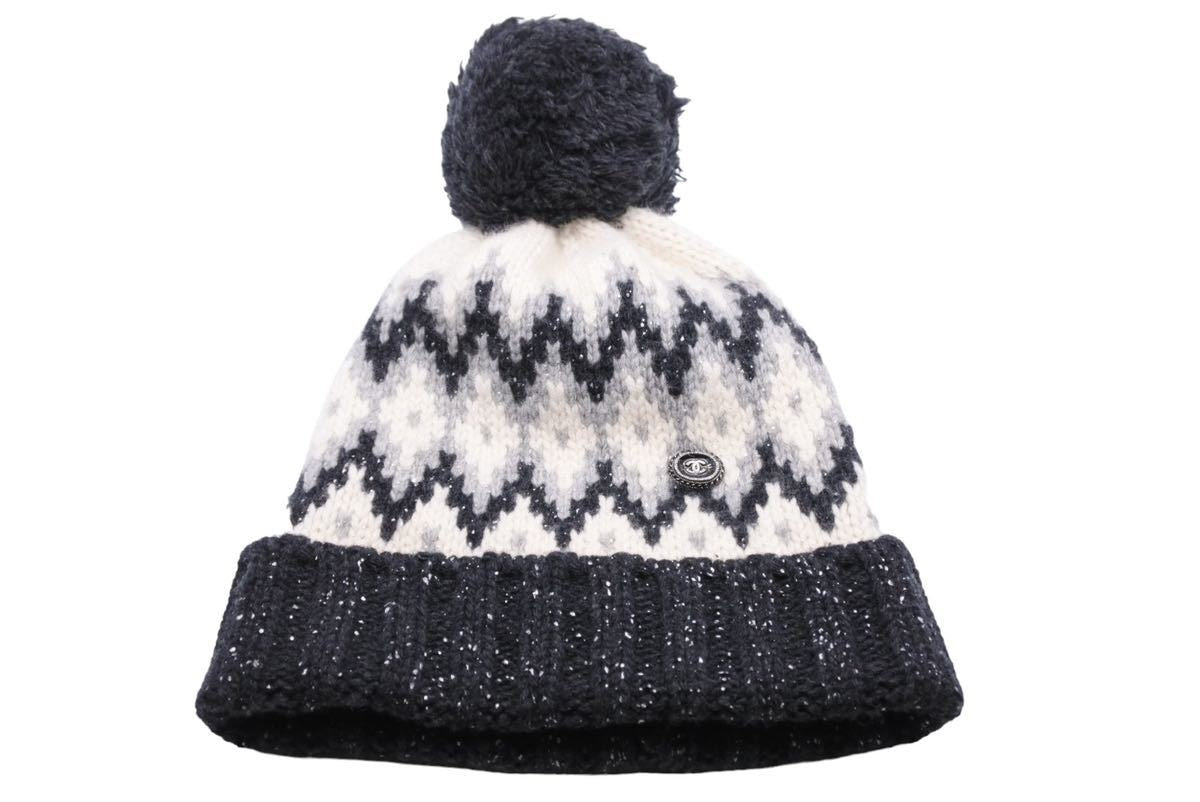 レア　新品未使用タグ付　CHANEL❤︎ロゴニット帽 レア 新品未使用タグ付 CHANEL❤︎ロゴニット帽 値下げ！新品未