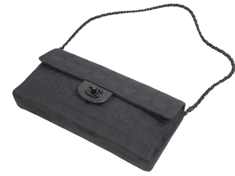 CHANEL シャネル ニュートラベル チェーンショルダーバッグ 6番台 ココマーク ブラック ナイロンジャガード レザー 中古 43033