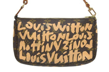 Load image into Gallery viewer, LOUIS VUITTON ルイヴィトン ポーチ モノグラム グラフィティ ポシェット アクセソワール M92193 美品 中古 43063