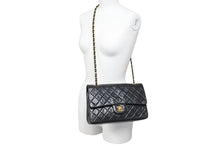 画像をギャラリービューアに読み込む, 極美品 CHANEL マトラッセWフラップチェーンショルダー 5番台 25 ショルダーバッグ ブラック×ゴールド ラムスキン 中古 43248
