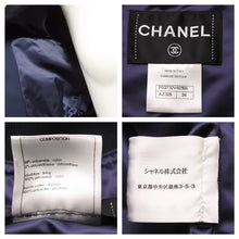 Load image into Gallery viewer, CHANEL シャネル ブルゾンジャケット ココマーク P53732V40166 ナイロン ポリウレタン ネイビー ブラック サイズ34 美品 中古 43304