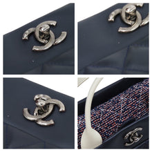 Load image into Gallery viewer, 極美品 CHANEL シャネル マトラッセ タイムレスクラッシック 2WAYバッグ ハンドバッグ ラムスキン ネイビー ホワイト 中古 43374