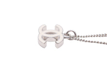 Load image into Gallery viewer, 極美品 CHANEL シャネル ネックレス ココマーク ホワイト シルバー 07V ロゴ アクセサリー 中古 43421