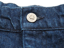 Load image into Gallery viewer, VERSACE ヴェルサーチ デニムパンツ ジーンズ ボトムス メデューサボタン デニム ネイビー 美品 中古 43431