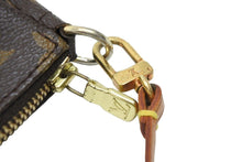 Load image into Gallery viewer, LOUIS VUITTON ルイヴィトン ポシェットアクセソワールモノグラム ブラウン ゴールド金具 M51980 美品 中古 43476