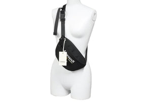 VETEMENTS ヴェトモン アントワープ ロゴ ファニーパック ウエストバッグ ボディバッグ ブラック UF51BA300B 美品 中古 43493