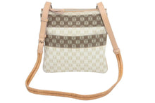 Load image into Gallery viewer, LOEWE ロエベ ショルダーバッグ クロスボディバッグ アナグラム ロゴグラム ヴィンテージ キャンバス ブラウン 良品 中古 43511