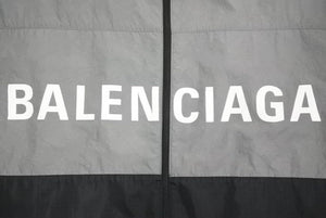 BALENCIAGA バレンシアガ ナイロン ジャケット ロゴ プリント 19ss 534317 グレー 赤 ブラック サイズ 44 美品 43644