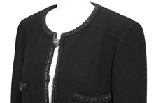 画像をギャラリービューアに読み込む, CHANEL シャネル ツイードジャケット 08A P33858V18196 サイズ38 ブラック ヴィンテージ ココマーク ノーカラー 美品 43708