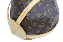 Load image into Gallery viewer, 新品同様 LOUIS VUITTON ルイヴィトン サッカーボール 1998年フランスワールドカップ記念 M99054 中古 43721