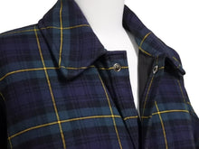 Load image into Gallery viewer, BALENCIAGA バレンシアガ チェック ダウンジャケット アウター マルチカラーロゴ 602447 サイズ44 美品 中古 43779