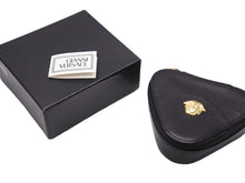 Load image into Gallery viewer, Gianni Versace ジャンニ ヴェルサーチ ジュエリーボックス メデューサ レザー ブラック ゴールド 美品 中古 43789