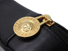 Load image into Gallery viewer, Gianni Versace ジャンニ ヴェルサーチ ジュエリーボックス メデューサ レザー ブラック ゴールド 美品 中古 43789