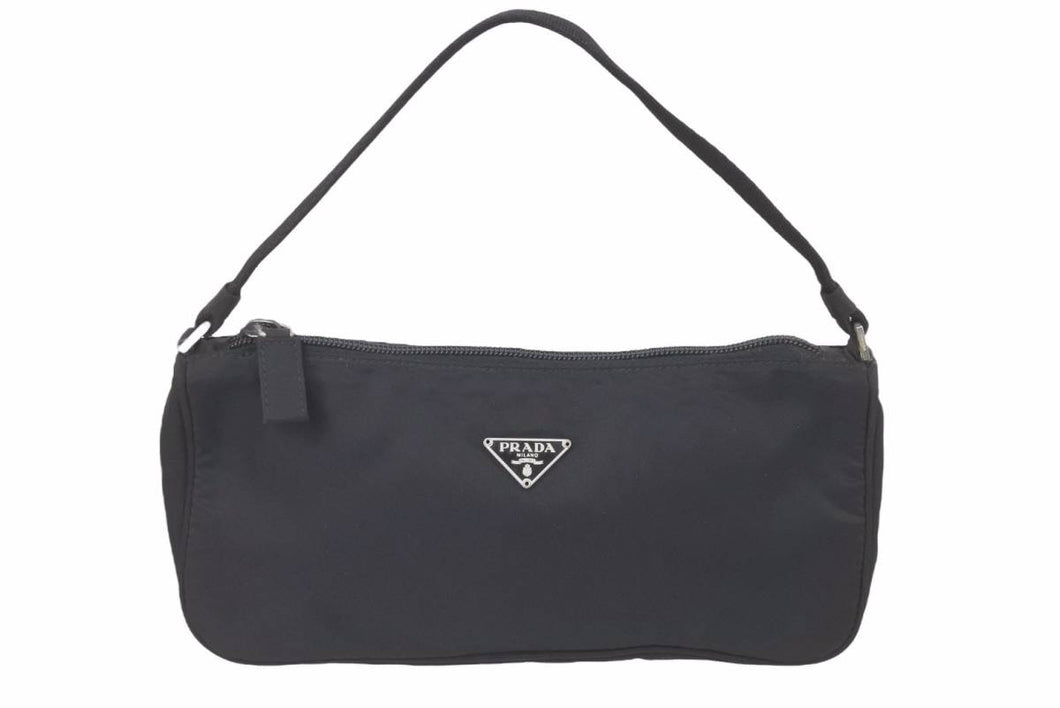 PRADA プラダ アクセサリーポーチ NERO ハンドバッグ ナイロン 小物入れ ロゴ プレート MV633 美品 中古 43842
