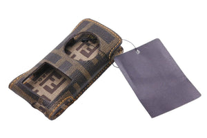 新品未使用 FENDI フェンディ iPodケース nano 第二世代 ズッカ柄 7AR202 アクセサリー 小物 ブラウン 43889