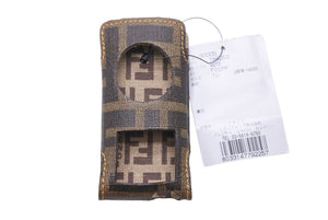新品未使用 FENDI フェンディ iPodケース nano 第二世代 ズッカ柄 7AR202 アクセサリー 小物 ブラウン 43889