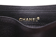 画像をギャラリービューアに読み込む, 極美品 CHANEL シャネル ココマーク パスケース カードケース 名刺入れ 7番台 カーフレザー ブラック ゴールド 中古 43926