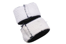 Load image into Gallery viewer, CHANEL シャネル ココマーク COCO リストバンド 二点セット ブレスレット パイル地 ネイビー ホワイト 美品 中古 43947