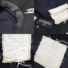 Load image into Gallery viewer, CHANEL シャネル ヴィンテージ 総柄 ロゴ ハット ブラック 黒 ココマーク 帽子 飛びロゴ サイズ57 中古 44034