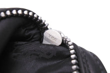Load image into Gallery viewer, CHROME HEARTS クロムハーツ ポーチ 小物入れ ダガージップ ジッパーチェンジパース レザー シルバー925 ブラック 美品 中古 44036
