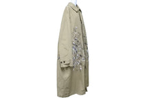 Load image into Gallery viewer, 極美品 BALENCIAGA バレンシアガ 22AW コート Artists paint-splatter car coat コットン ベージュ マルチカラー 46 中古 44047