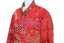 Load image into Gallery viewer, VISVIM ビズビム KERCHIEF DOWN JKT 限定ICT ヴィンテージバンダナパッチワークダウンジャケット レッド サイズS 美品 中古 44140