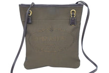 Load image into Gallery viewer, PRADA プラダ ショルダーバック ジャガード レザー ブラウン 茶色 ロゴ ポシェット スナップボタン 美品 中古 44207