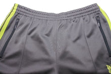 Load image into Gallery viewer, Needles ニードルス 21SS TRACK PANTS トラックパンツ IN364 グリーン グレー サイズ M 美品 中古 44219