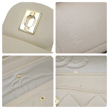 Load image into Gallery viewer, CHANEL マトラッセWフラップチェーンショルダー 1番台 ショルダーバッグ ベージュ×ゴールド 金具 23cm 美品 中古 44289