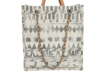 Load image into Gallery viewer, CHANEL シャネル バッグ アイコンショッピングバッグ ハンドバッグ グレー 24番台 ココパフューム キャンバス レザー 中古 44333
